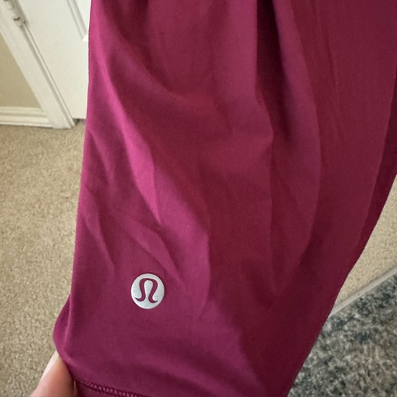 Lululemon Burgundy Mesh Sleeve T-Shirt - Picture 3 of 3
